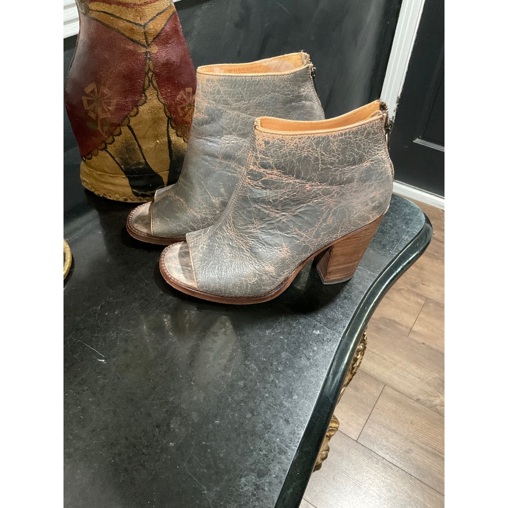 Bed Stu Workshop Distressed Grey Leather Peep Toe Ankle Boots Size 7 US